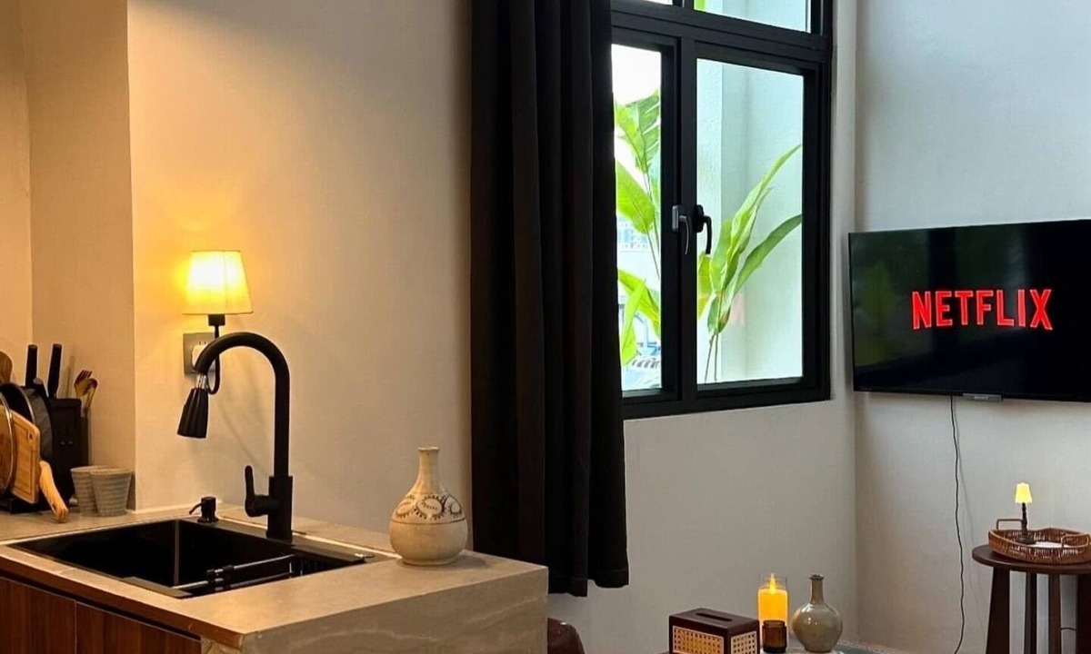 Tuol Kouk Hotel | Cozy and warm 1-bedroom hotel with AC in the middle of Phnom Penh city