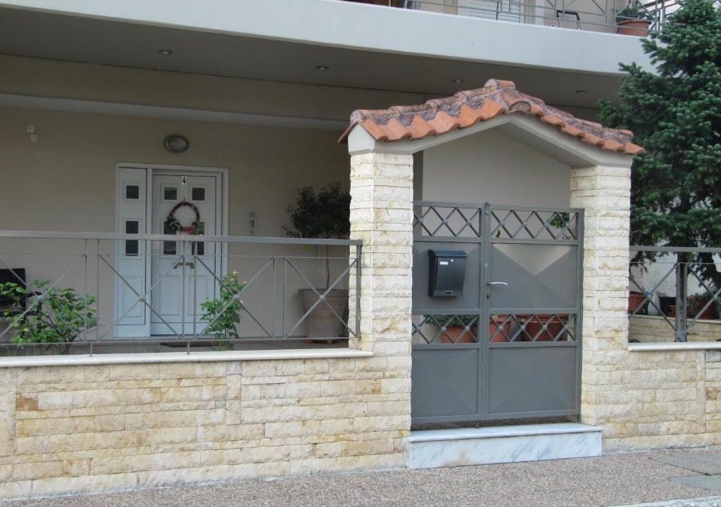 Trikala Apartment | COZY & QUIET CITY APARTMENT