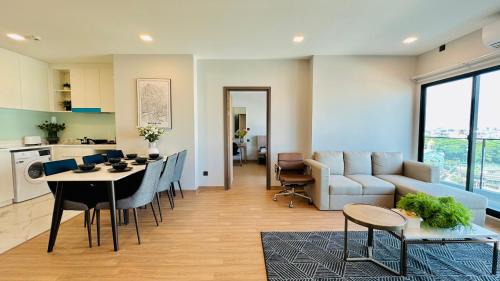 Chang Khlan Apartment | cozy spacious family suite with three bedrooms and two bathrooms