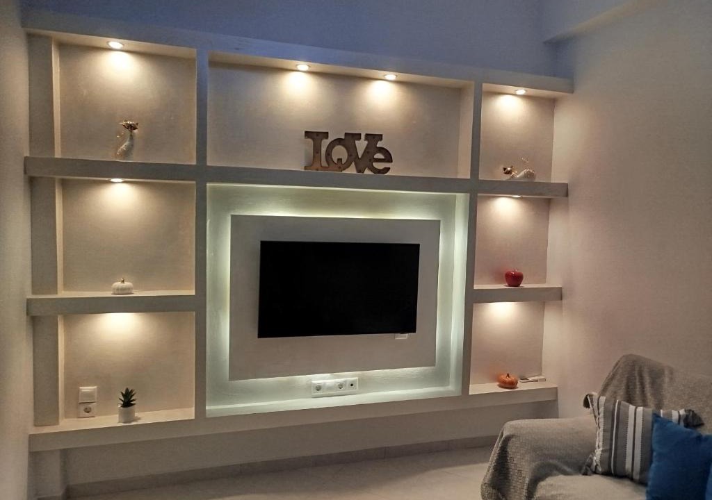 Nikaia Apartment | Cuka apartment 3BD nexto to metro and Piraeus Port