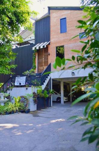 Ayutthaya Hostel | Dawnthaya Ayutthaya Art House บ้านดอนธยๅ อยุธยา