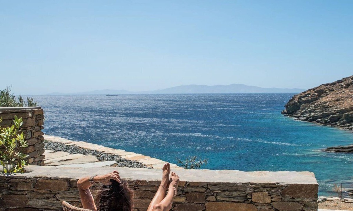 Agios Romanos Villa | Dazzling Tinos See Front Studio | Domus Elia Studio | Breathtaking Sea Views |.