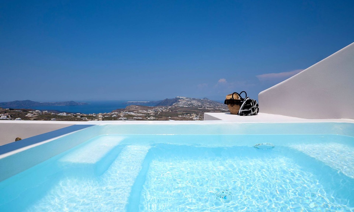 Pyrgos Villa | Deluxe Suite With Outdoor Hot Tub - La Torre