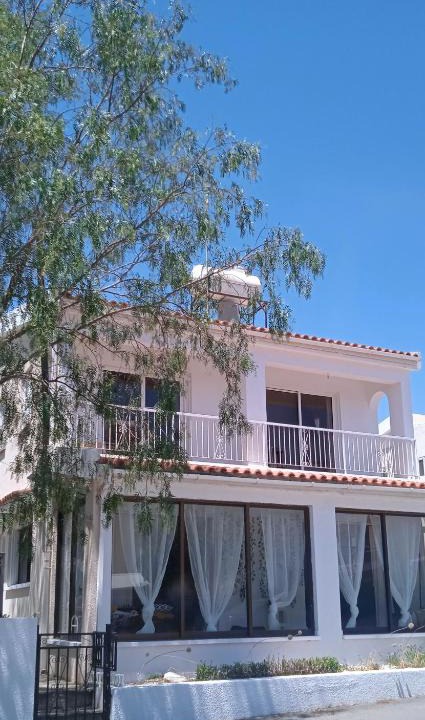 Mazotos Villa | Detached 3 bedroom villa recently refurbished, only 1200 metres from the sea