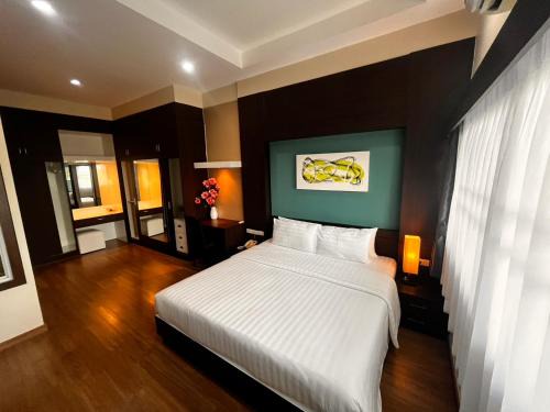 Tha Tum Hotel | Eastpana 304 R1 Executive Residence