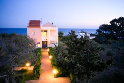 South Rhodes House | Edem Paradise