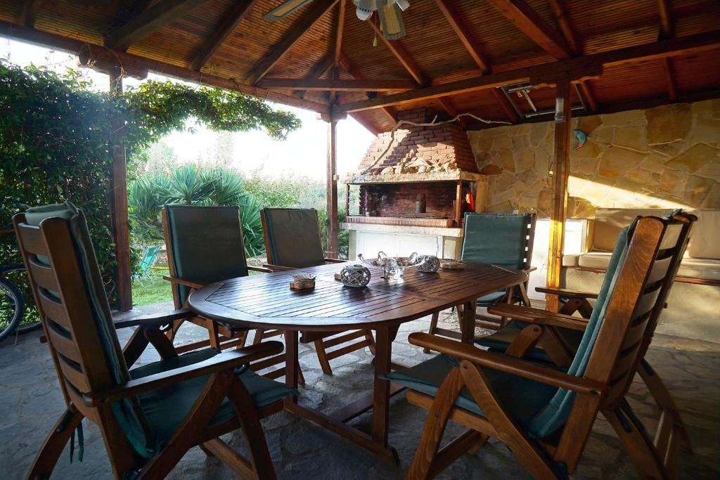 Lefkippos House | Edem Seaside Villa