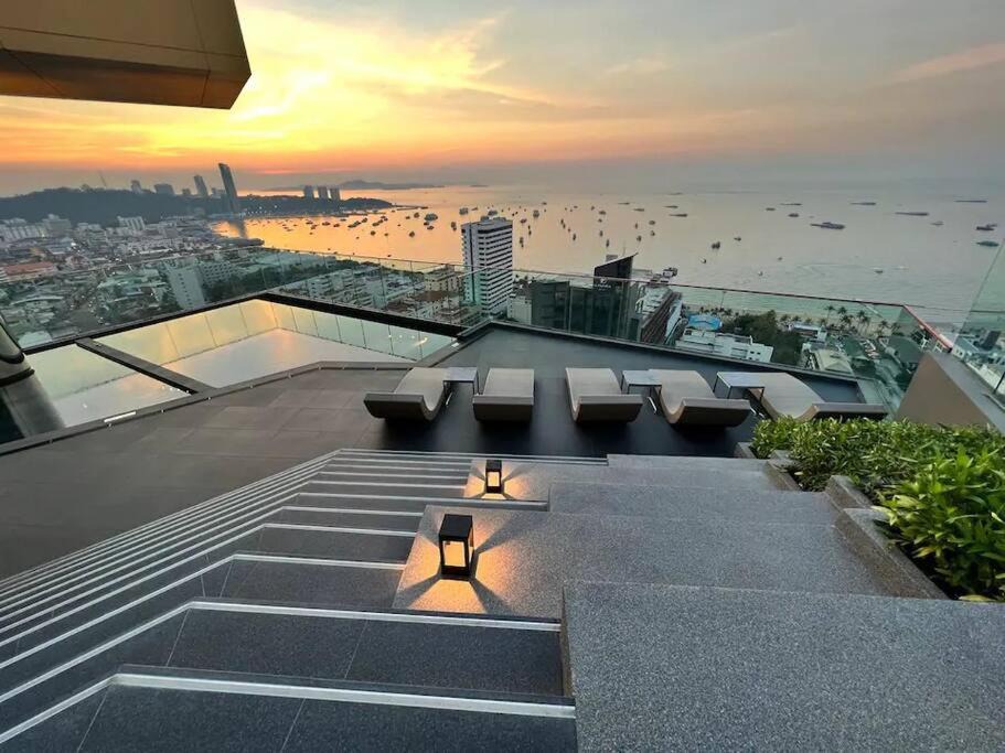 Pattaya Bay Apartment | EDGE Pattaya Newest! 2023