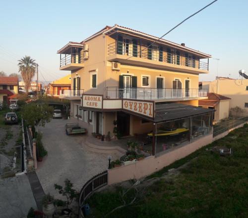 Kavos Hotel | Eftihia Studios