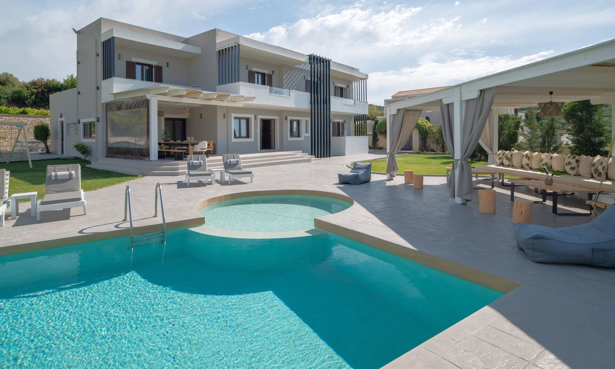 Dafni Villa | Elaida Villa, Refined Group Escape Pool & Play