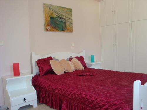 Rafina-Pikermi Apartment | Elena's Holiday Home