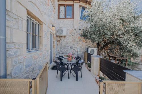 Diasella Apartment | Eleutheria