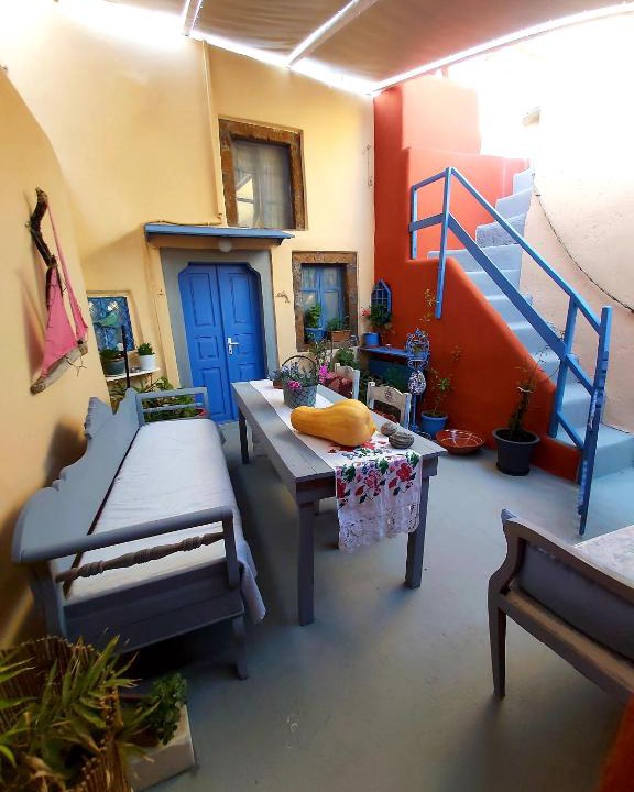 Vothon Bed & Breakfast | Emmantina