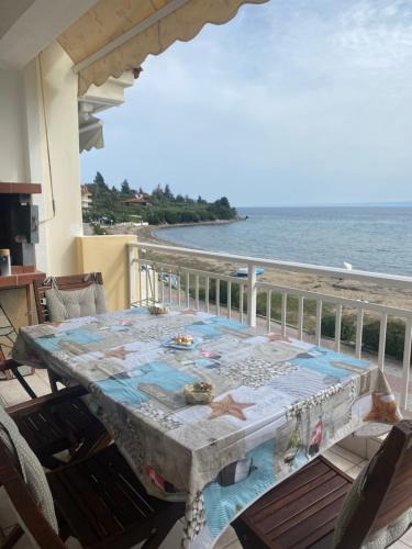 Gerakini House | Emmas House