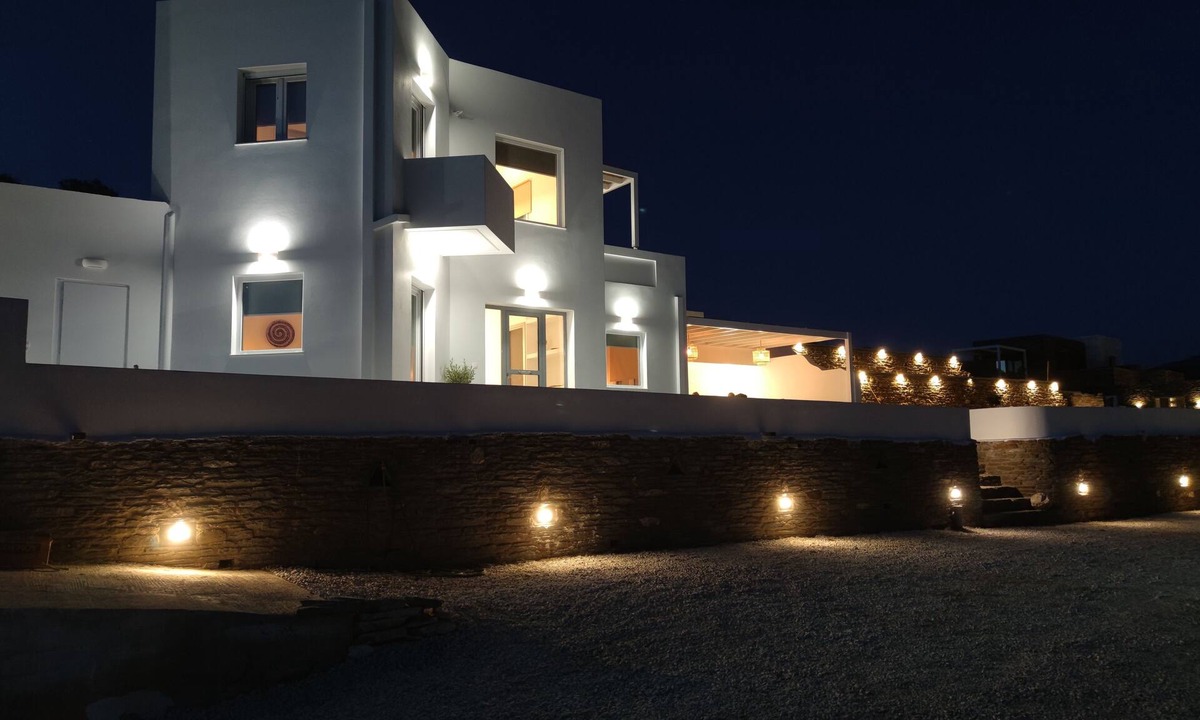 Mpatsi House | Eolia luxury houses Andros