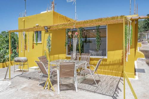 Zia House | Euphoria Village House