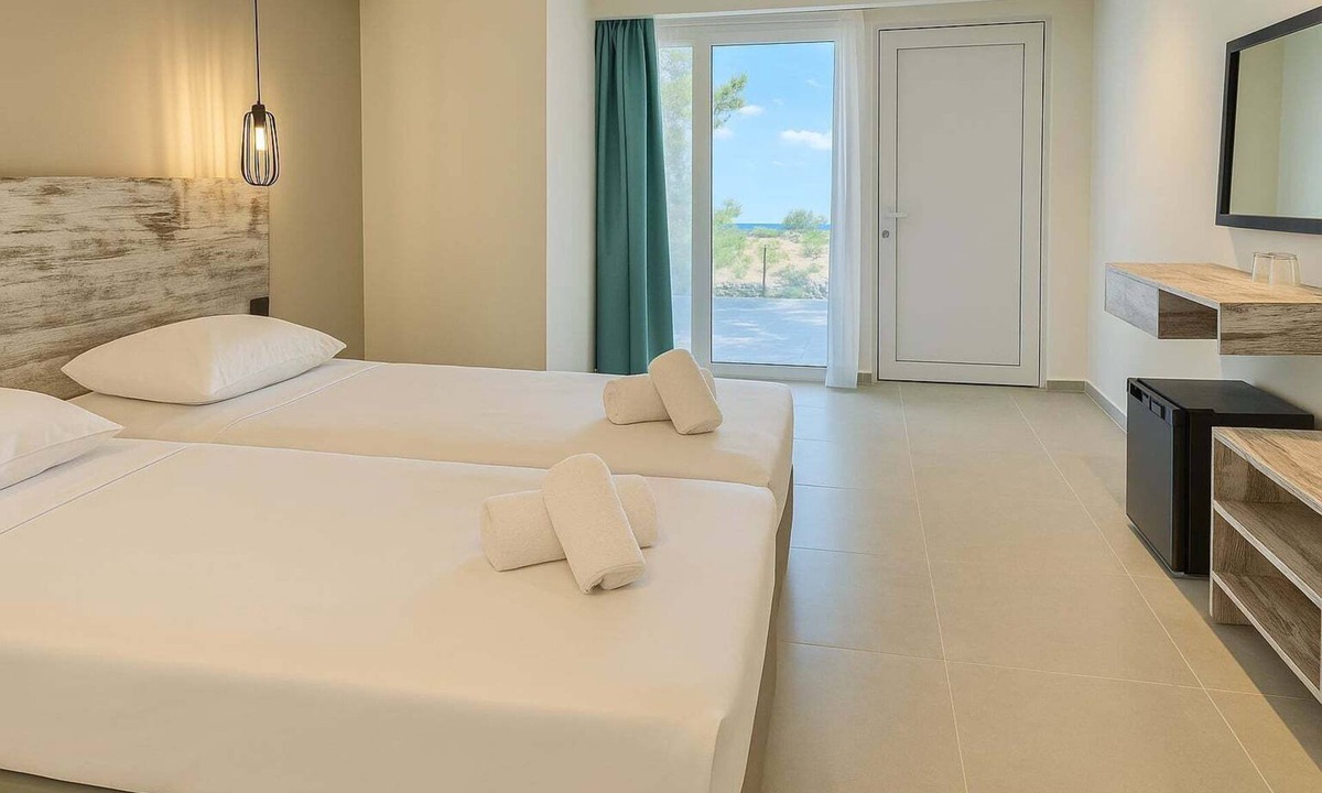 Marmari Apartment | Evita Flamingo