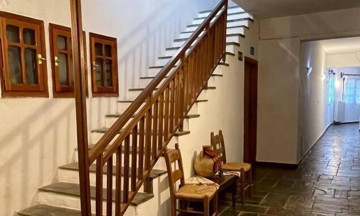 Omalos Hotel | Exari