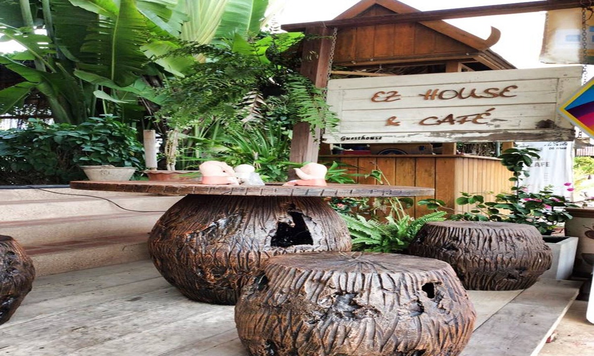Sukhothai House | EZ House & Cafe