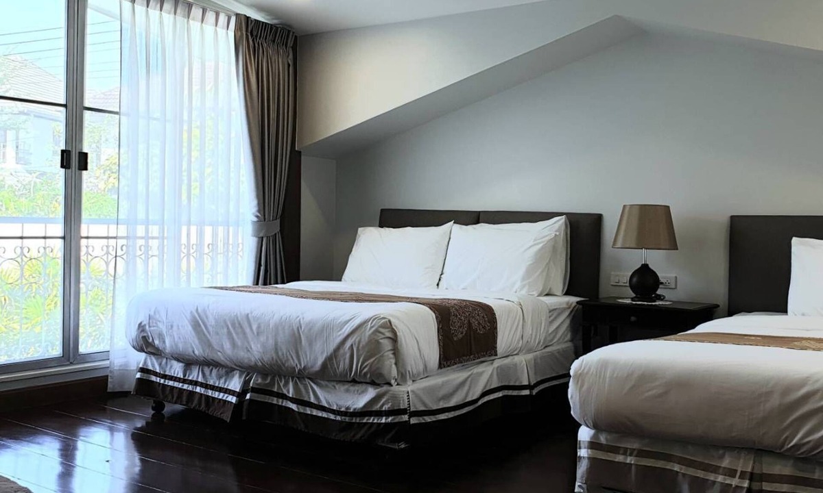 San Sai House | Fabulous 4-bedroom house with AC in Chiangmai