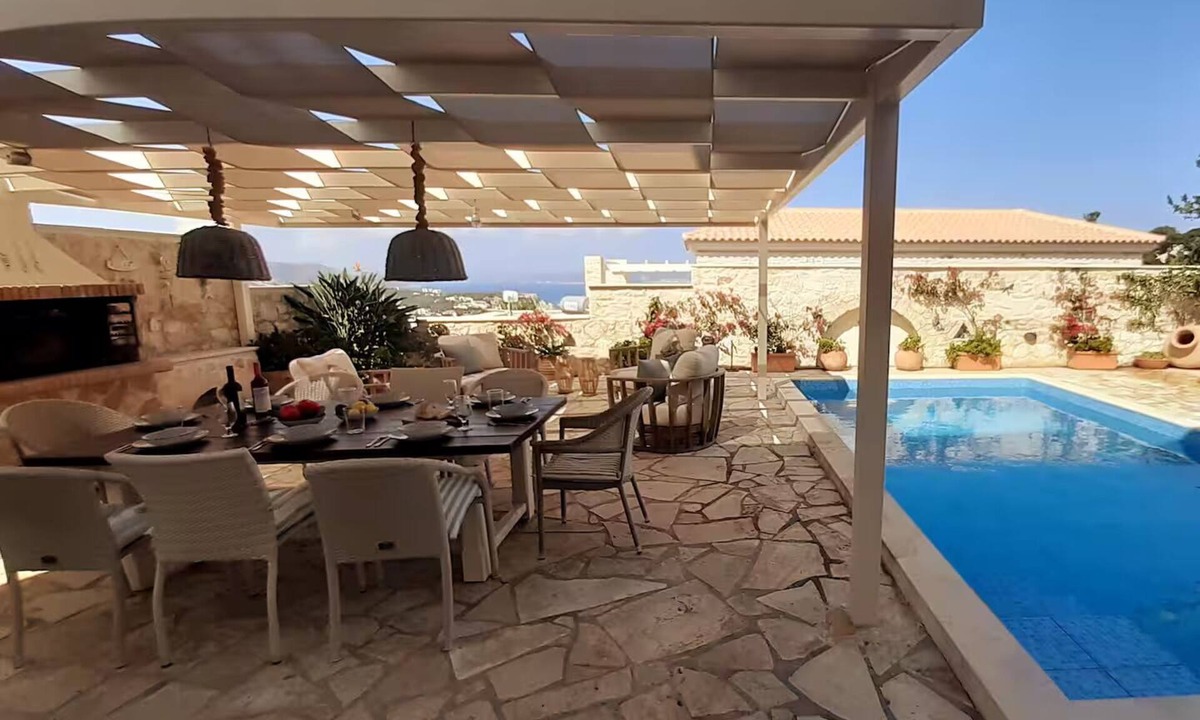 Almyrida Villa | Family 5BR Villa with sea views, private pool, summer kitchen & spacious garden