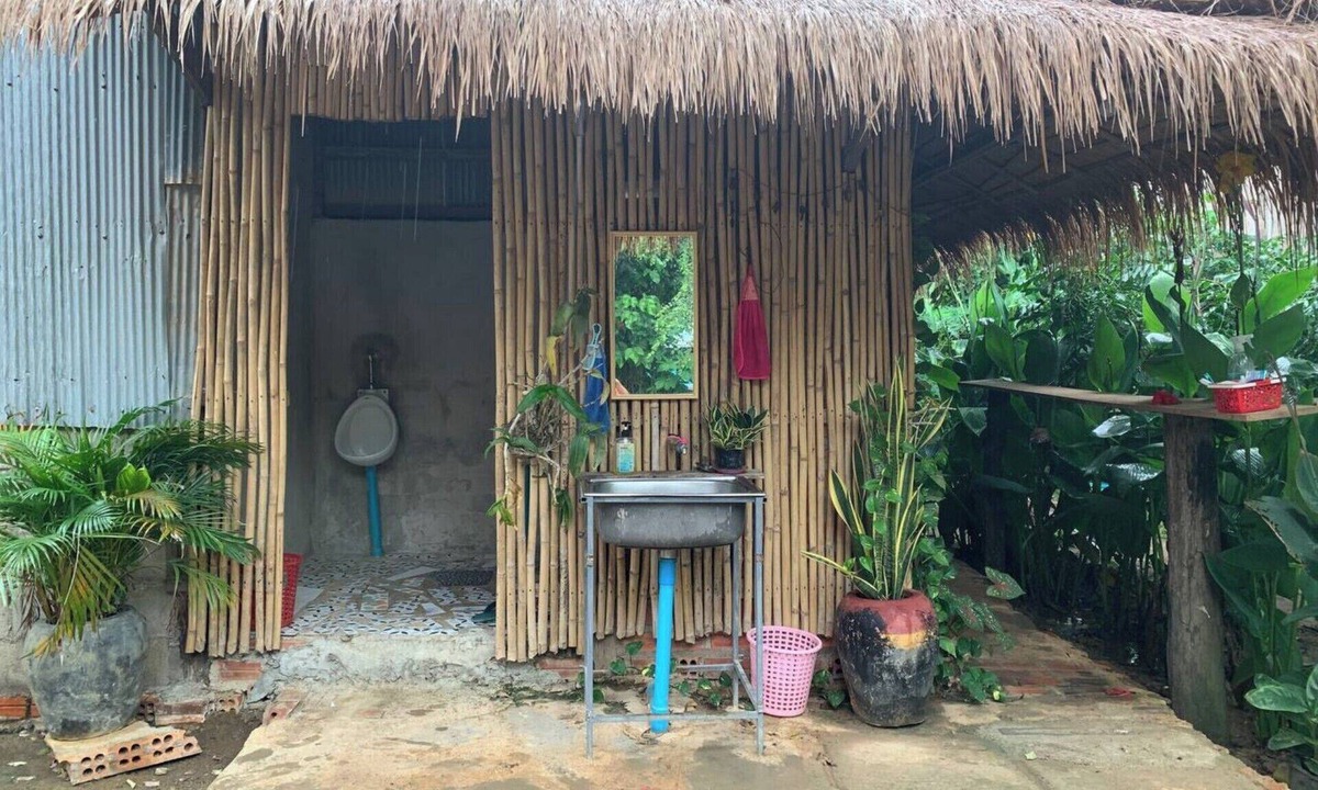 Banan House | Family Batcave Homestay