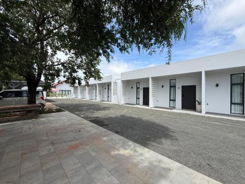 Tbaeng Meanchey House | Family Motel