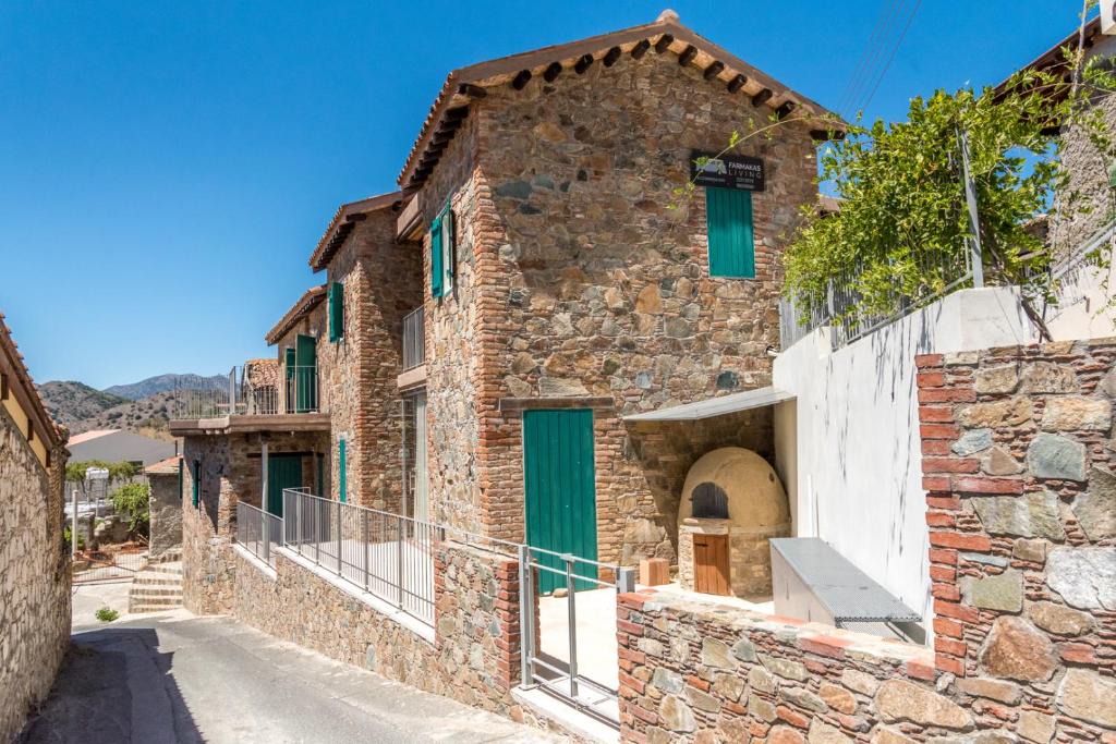 Politiko House | Farmakas Living