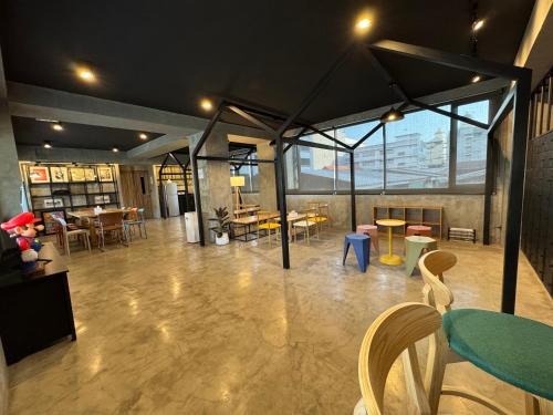 Khlong San Hostel | Fellows House