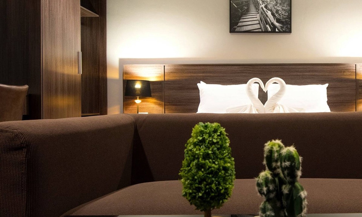 Phetchabun Hotel | Feungfah Litz
