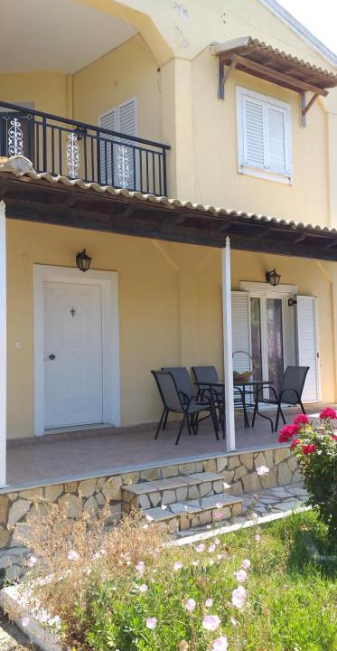 Ag. Georgios House | front of the beach