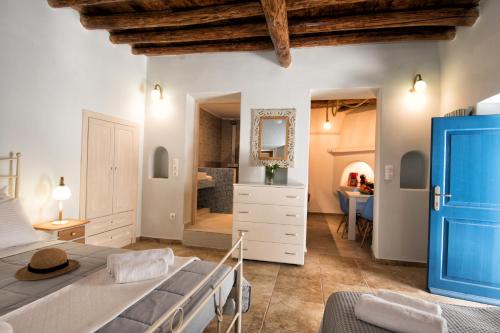Gavrio House | Gavrion's Nest - Premium Cycladic Studio