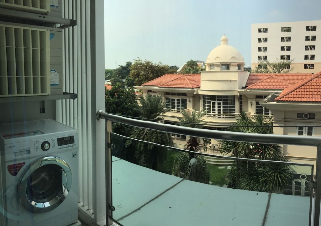 Bang Chak Apartment | Gfeel 1BR, BTS Sukhumvit, wifi, pool,gym
