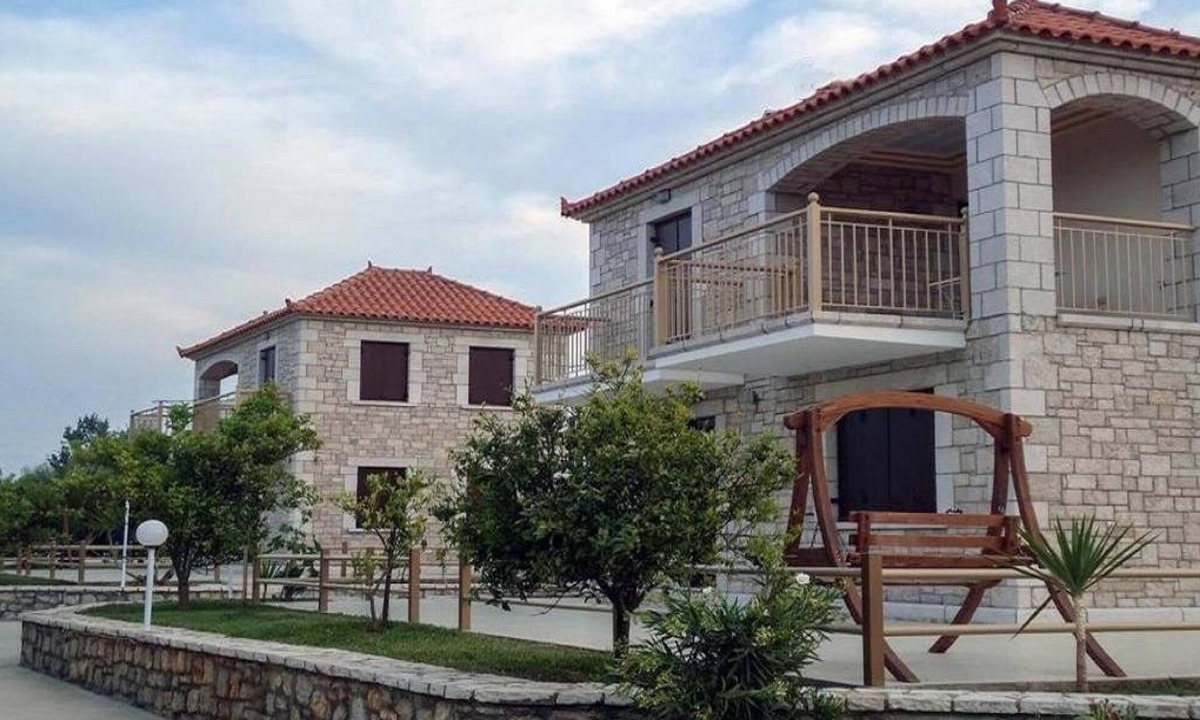 Paralio Astros Villa | Glyfada Villas III