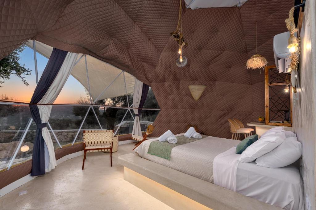 Monopari Apartment | Gogna Luxury Domes - Golden Fig