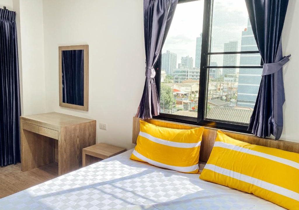 Suan Luang Hotel | GP House Bangkok - Sukhumvit Onnut BTS Skytrain