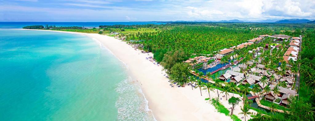 Khao Lak Resort | Graceland Khaolak Beachfront Resort