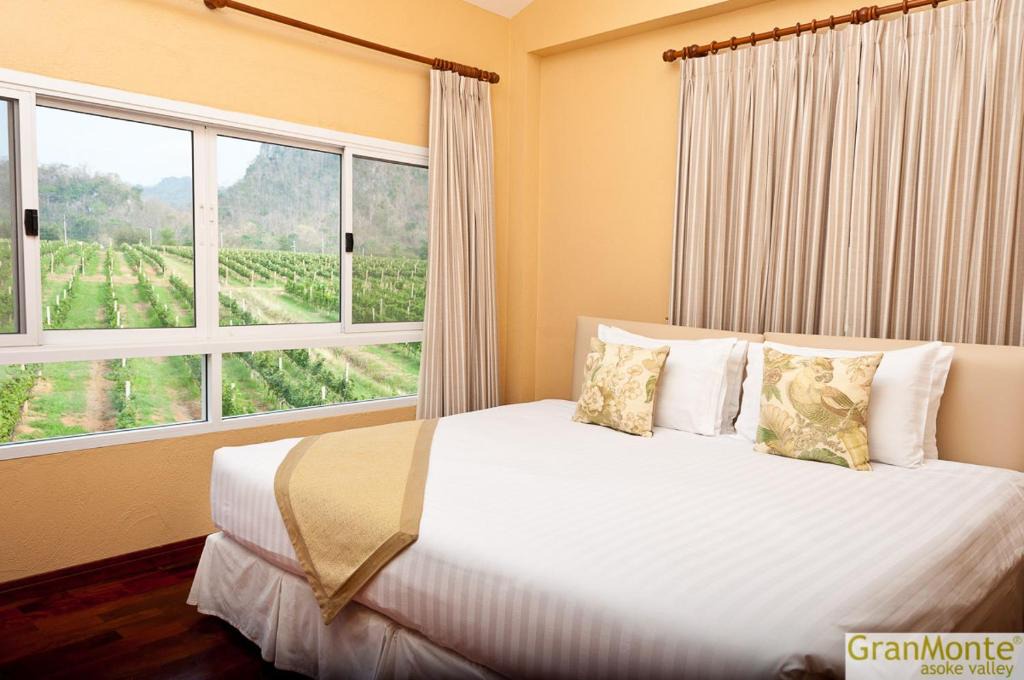 Phaya Yen Hotel | GRANMONTE Wine Cottage