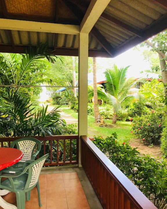 Mae Nam House | Hanalei Gardens