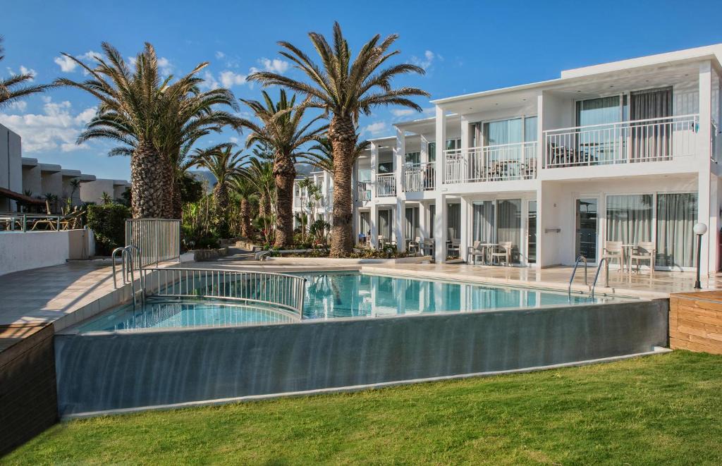 Paralia Kourna Hotel | Happy Days Beach Hotel