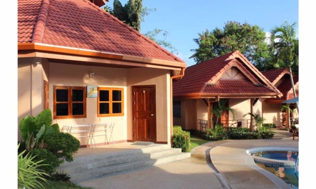 Rawai Hotel | Happy Elephant Resort - Premium Deluxe rooms Without Kitchen 2