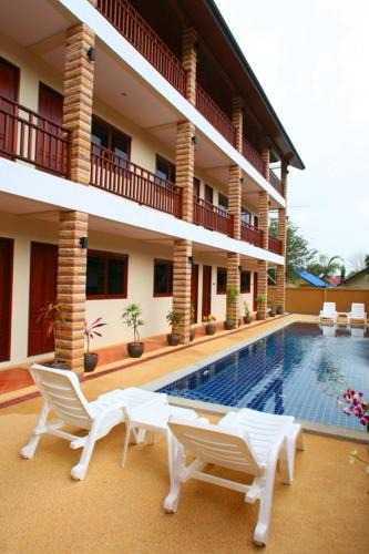 Lamai City Center Hotel | Hathai House