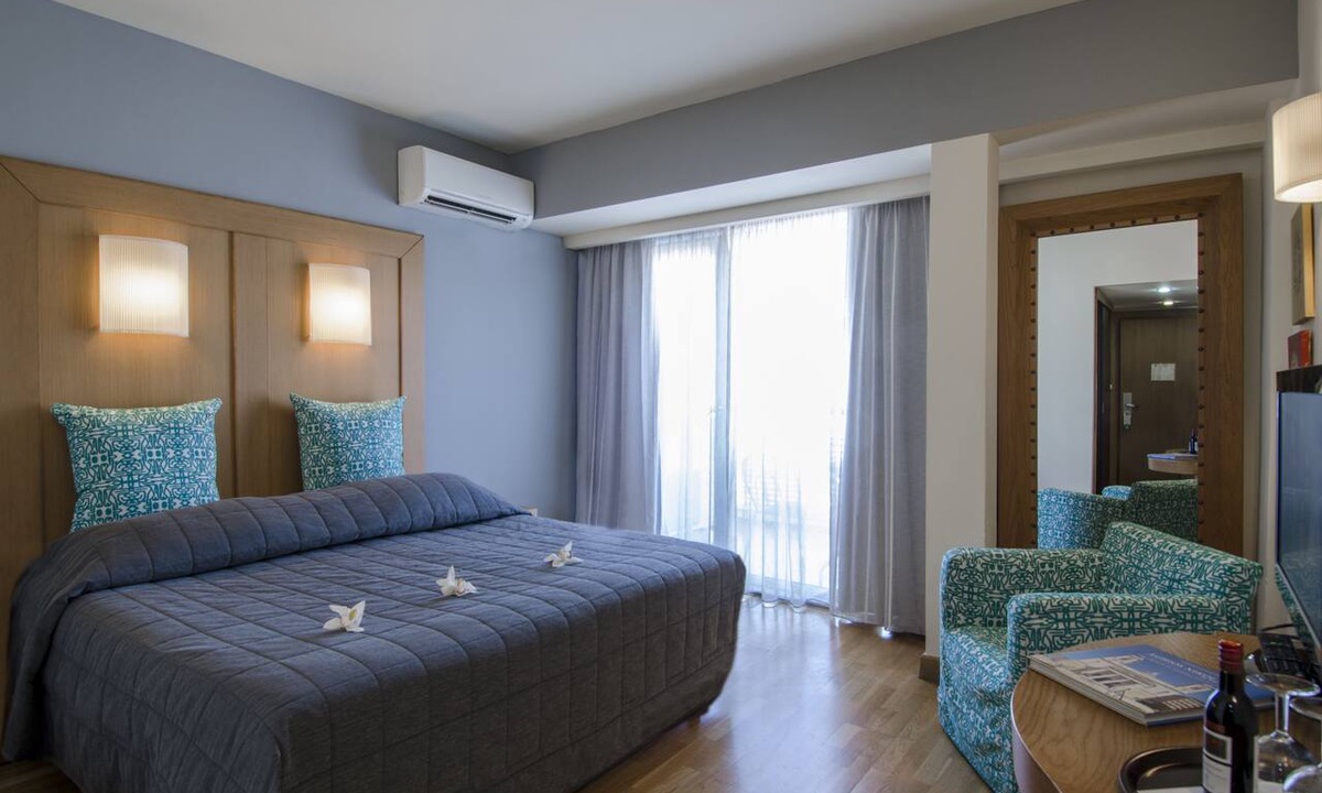 Plaka Hotel | Hermes Hotel