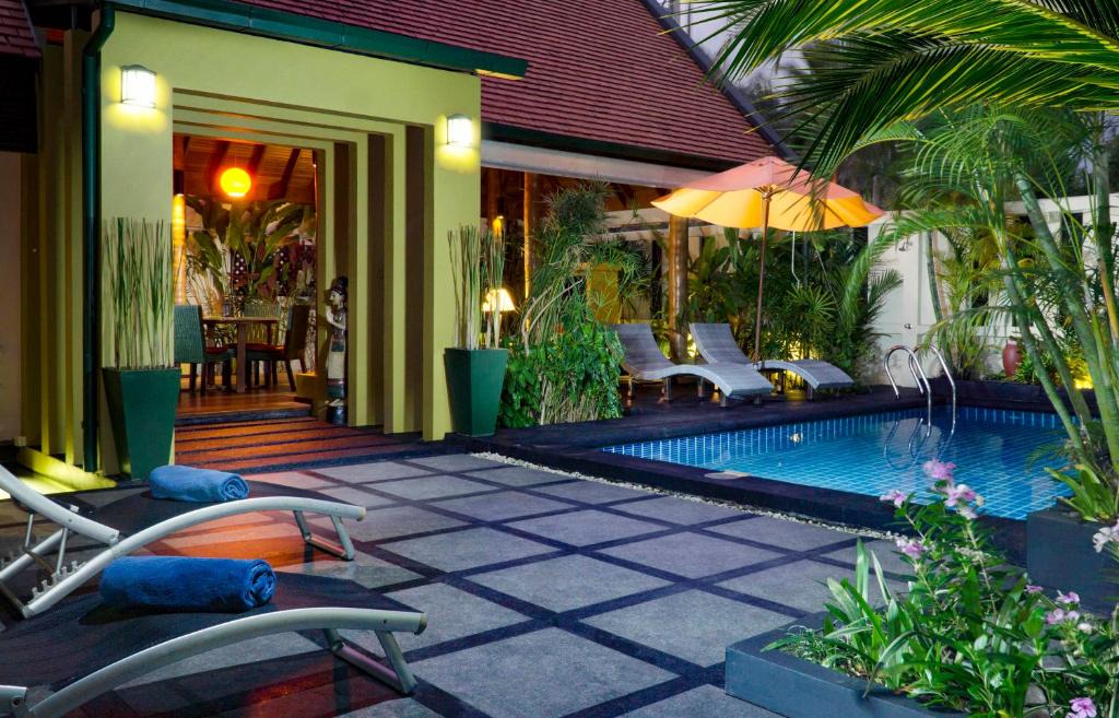 Hua Thanon Villa | Hideaway Villa