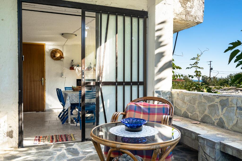 Gastouni House | Holiday Home in Gastouni