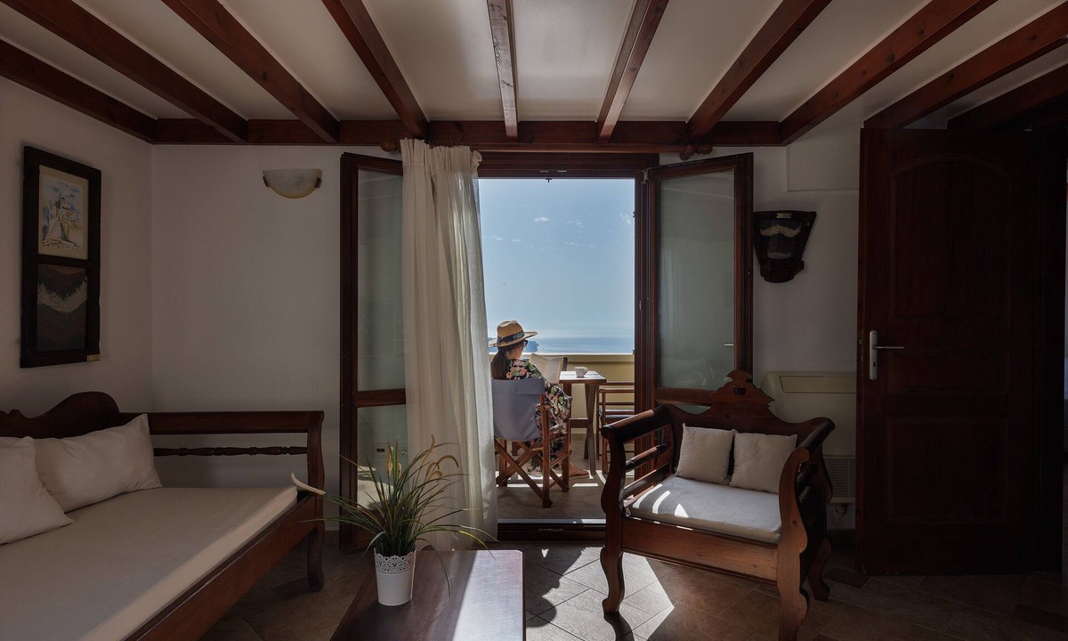 Megalochori House | Holiday Home 'Loft Sea View Two Bedroom Villa' with Wi-Fi and Air Conditioning
