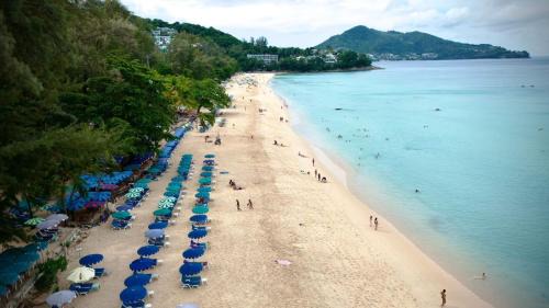 Cherngtalay Hotel | Holiday Inn Resort Phuket Surin Beach by IHG
