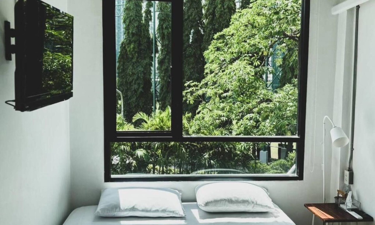 Sukhumvit Hostel | HOLY SHEET Hostel