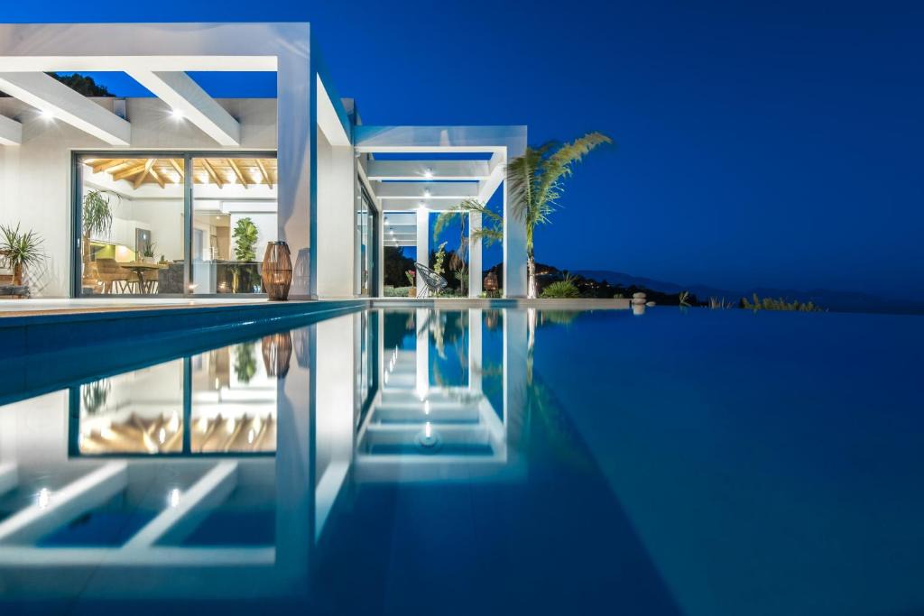 Skinaria Villa | Horizon luxury villa
