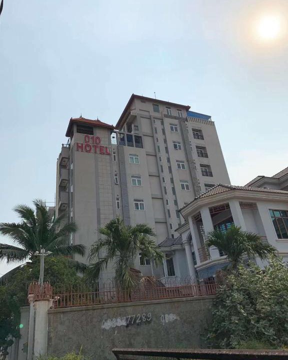 Tuol Kouk Apartment | HOTEL 010